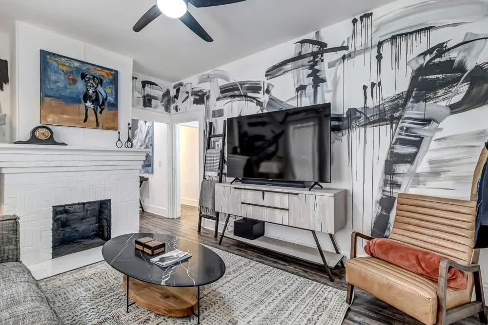 Contemporary Apartment - 5 Min To Tiaa Bank Field! 傑克遜維爾 外观 照片